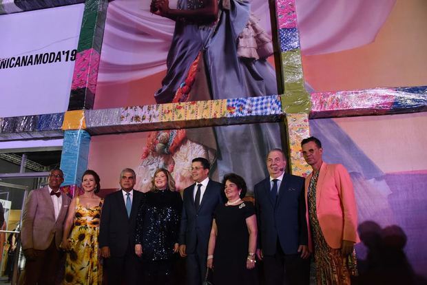 El Ministro de Cultura, Arq. Eduardo Selman, en el acto inaugural de  Dominicana Moda.
