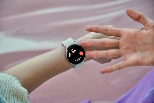 Smartwatch de Samsung, lanzado en su más reciente Galaxy Unpacked.
