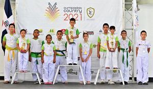 Zona Ví­ctor Estrella gana taekwondo y atletas reciben primeras medallas en las Olimpiadas Country