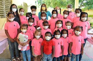 Inmoda RD entrega donativo de 600 mascarillas a hogar de niñas