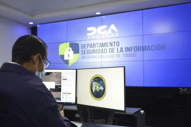 Aduanas Inaugura Centro Operaciones de Seguridad.