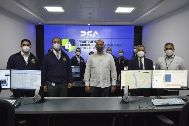 El director general de Aduanas (DGA), Enrique A. Ramírez Paniagua, dejó inaugurado el Centro de Operaciones de Seguridad de la institución (conocido como SOC, por sus siglas en inglés)