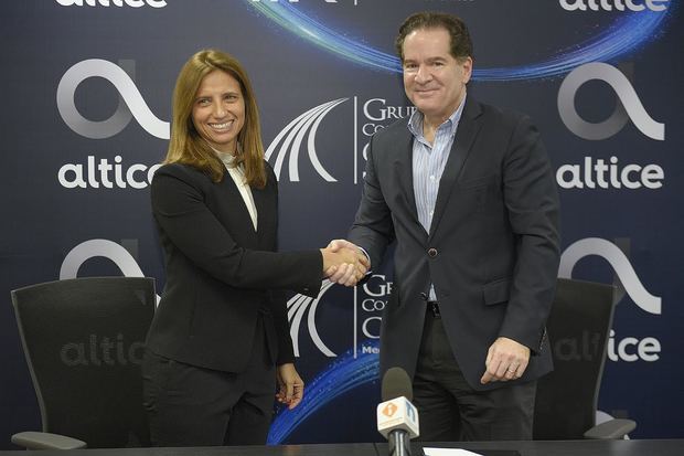 Ana Figueiredo, CEO de Altice Dominicana y Manuel Corripio de Grupo de Comunicaciones Medios Corripio.