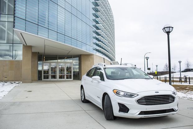 Los especialistas en robótica de Ford, incluidos los investigadores de vehículos autónomos, ocuparán el cuarto piso del edificio para beneficiarse de la exposición a una gama más amplia de trabajos en el campo.