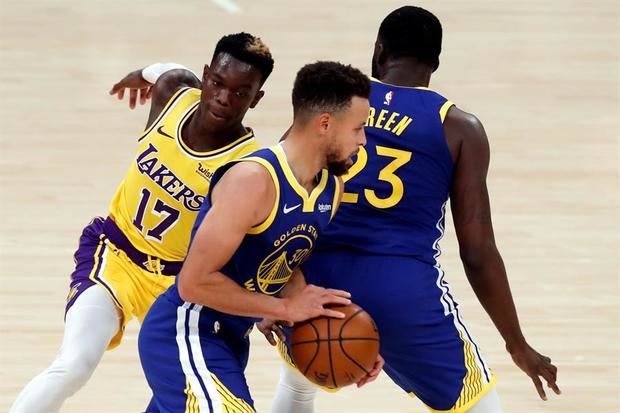 Curry se impone a James y los Warriors sorprenden a los Lakers.