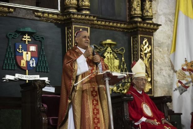 Monseñor Freddy de Jesús Bretón Martínez,  encabezó una misa en la Catedral de Santo Domingo.