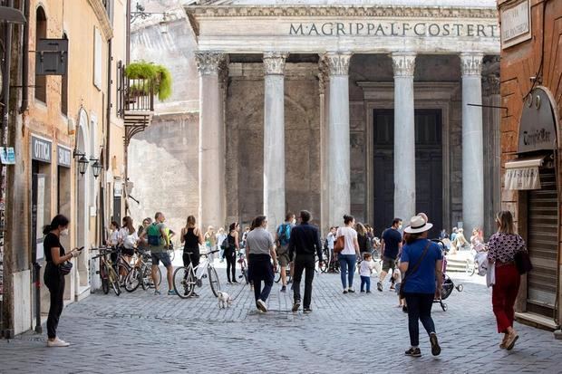 Roma, ciudad abierta...pero sin turistas.