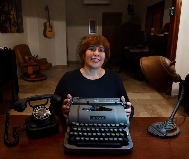 Luchy Placencia, ganadora del Premio Literario Amazon 2019 en la categoría “Finalista”, con su novela La niñez de Vega.