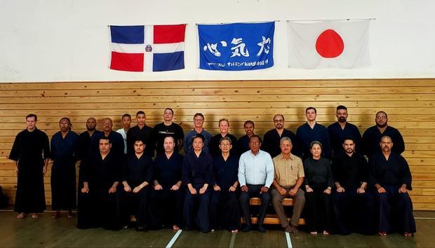 Sensei Masayuki Takada, 7mo Dan, (Japón); Sensei Korekiyo Wakitani, 7mo Dan ( Japón); Maestro José Castillo, (UASD. Barahona) Shakira Sierra, Keuryn Batista y Andrés Ramírez.