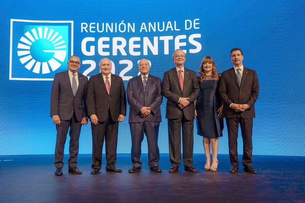 Juan Lehoux Amell, Rafael del Toro, Manuel E. Jiménez F., Manuel A. Grullón, Antonia Antón de Hernández y Christopher Paniagua.