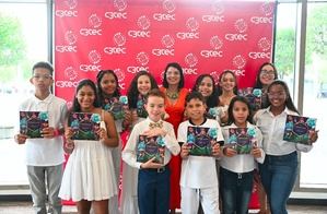 Niños dominicanos y puertorriqueños presentan libro en Puerto Rico