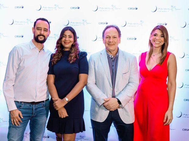 Jorge Santos, Liliana Martínez, José Luis Rivera y Wendelyn Issa.