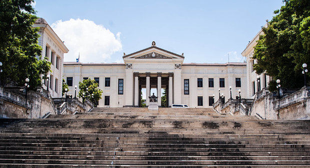 La Universidad de La Habana, Cuba. 