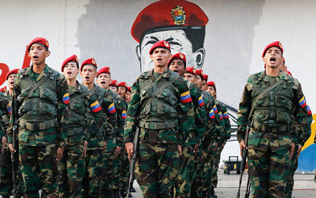 Rusia defiende la presencia de sus militares en Venezuela