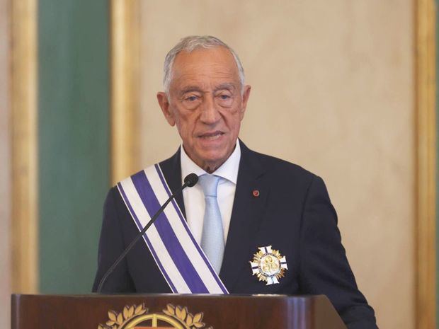 El presidente de Portugal, Marcelo Rebelo de Sousa, habla durante una ceremonia de condecoraciones junto a su similar República Dominicana, Luis Abinader, este 23 de marzo de 2023.
