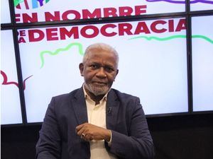 Melanio Paredes advierte reforma fiscal es “impostergable”, cree sociedad deben revisar modus operandi de los gobiernos