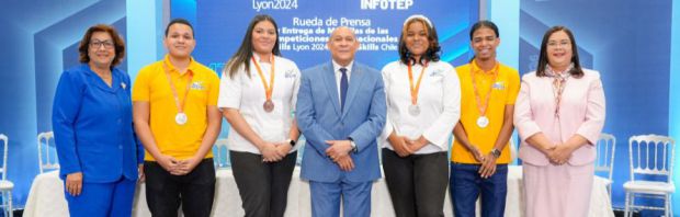 Director de Infotep exhorta a jóvenes que competirán en WorldSkills Lyon 2024