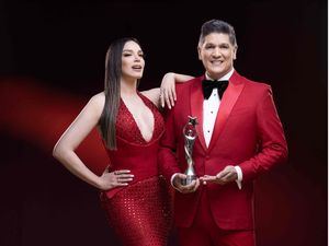 Eddy Herrera y Hony Estrella: presentadores de la 40ª edición de Premios Soberano