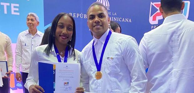 Jóvenes talentos de La Romana-Bayahibe destacan como finalistas del Premio Nacional de la Juventud 2025