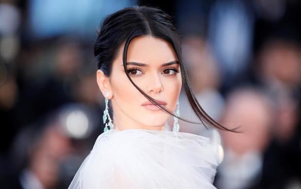 Kendall Jenner es la modelo mejor pagada del año, con 22,5 millones de dólares, según Forbes
En la imagen un registro de la modelo estadounidense Kendall Jenner. 