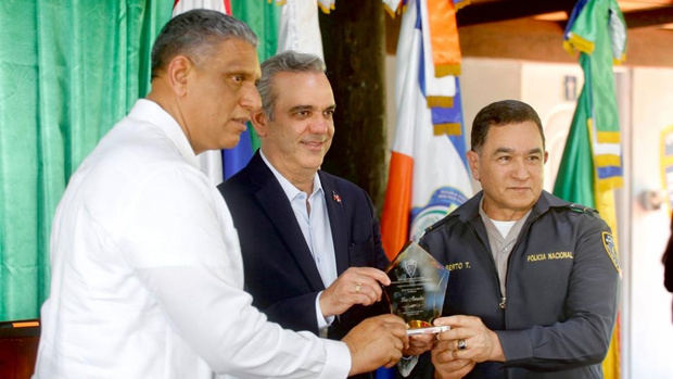 Jesús-Chu-Vásquez, Presidente  Luis Abider y Alberto Then.