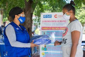 Plan International RD entrega donaciones financiadas por España para paliar los efectos del coronavirus