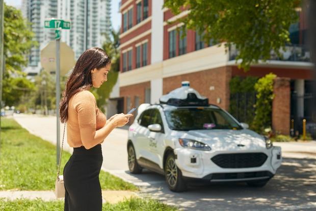 Argo AI y Ford lanzarán vehí­culos autónomos en la red Lyft a finales de 2021.