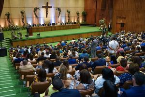 Público asistente al aniversario del BCRD.