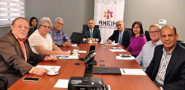 Directiva de la Asociación Nacional de Empresas e Industrias Herrera, ANEIH.