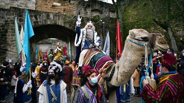 Los Reyes Magos regresan a España sin restricciones y con un mensaje de paz.