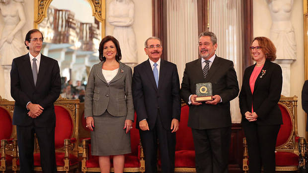 Ceremonia de entrega de galardones Premio Iberoamericano de la Calidad – Excelencia en la Gestión 2017, encabezada por el presidente Danilo Medina.