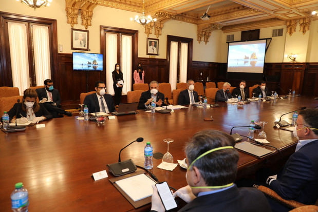Reunión encabezada por el ministro Administrativo de la Presidencia, José Ramón Peralta, con líderes del sector empresarial del país. 