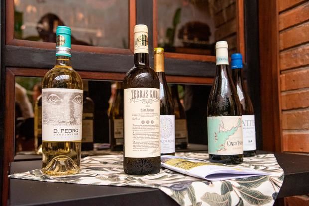 Vinos de origen Rías Baixas presentan en Santo Domingo 65 vinos.