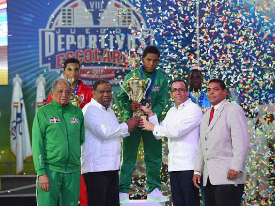 La representación de la región Este se coronó campeón de los VIII Juegos Deportivos Nacionales Escolares que fueron clausurados este domingo.