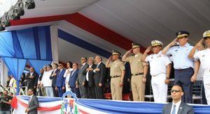 Presidente Medina encabeza desfile cívico militar en 175 aniversario de la Batalla 19 de Marzo 