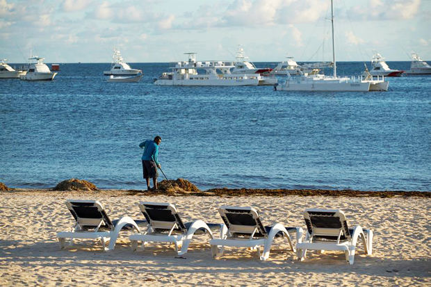 Entre enero y septiembre, la caída del turismo extranjero fue del 68,1 %, y en el mismo período se produjo un descenso del 48,4 % en la llegada de dominicanos residentes fuera del país.