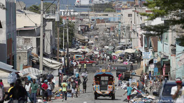 Legisladores latinoamericanos piden a EE.UU. ir en auxilio de Haití.