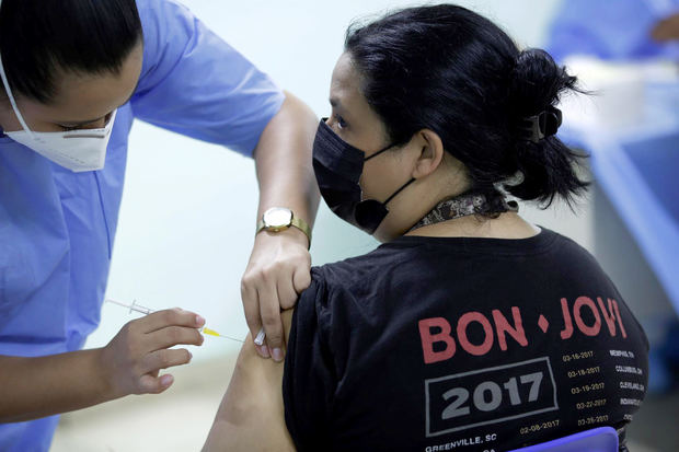 Panamá ha recibido 5,29 millones de dosis de vacunas contra la covid-19 desde que el pasado 20 de enero llegó el primer embarque de la casa farmacéutica estadounidense Pfizer.