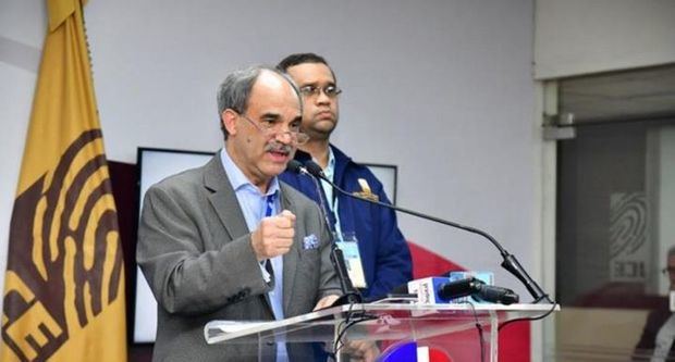 Pleno de la Junta Central Electoral (JCE) suspendió a su director general de Informática, Miguel Ángel García.