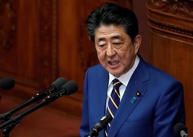 El Gabinete del primer ministro japonés, Shinzo Abe, aprobó este martes un proyecto de ley que permitiría declarar un estado de emergencia por la propagación del coronavirus, a menos de cincos meses de los Juegos Olímpicos de Tokio 2020.