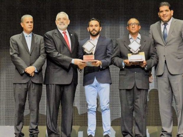 Premiación a 'El Atleta del Año' de Santiago, que realizó la Asociación de Cronistas Deportivos de Santiago (ACDS) en el Gran Teatro del Cibao.