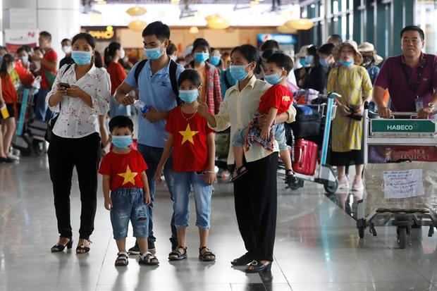 Vietnam aísla su tercera ciudad para frenar el nuevo brote de coronavirus.