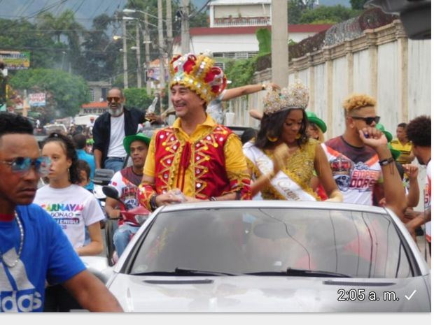  La alegría carnavalesca se sintió en Bonao.