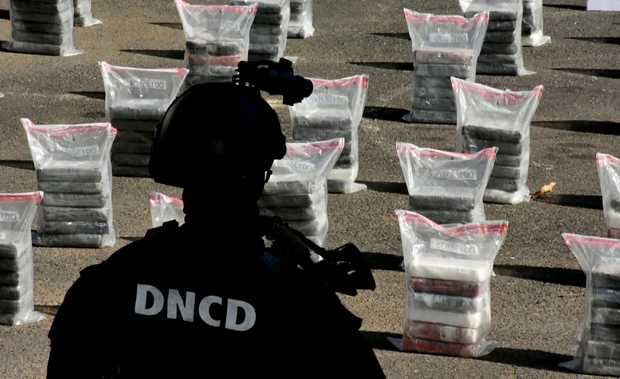 CESEP incauta paquetes presumiblemente de cocaí­na, que fueron entregadas a la DNCD.
