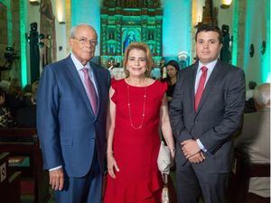 Dr. Octavio González, Patricia González de Bergés y Marco Bergés.