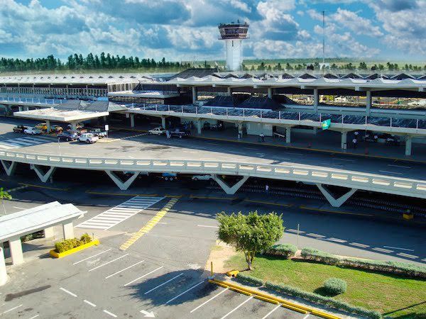 Aeropuerto Internacional de las Américas / José Francisco Peña Gómez, AILA.