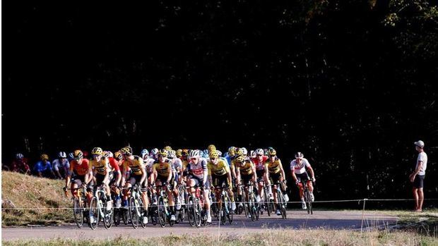 a Unión Ciclista internacional (UCI) aseguró que 'el ciclismo ha logrado superar un desafío sin precedentes' y mostró su satisfacción por el desarrollo de las pruebas de 2020.