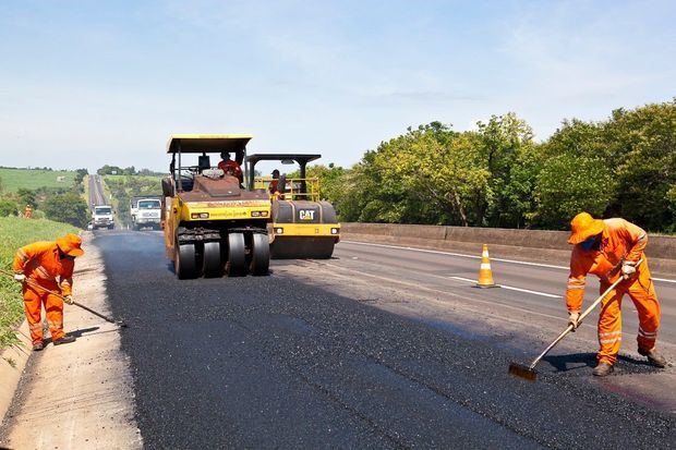 Obras Públicas liberaliza el mercado del asfalto.