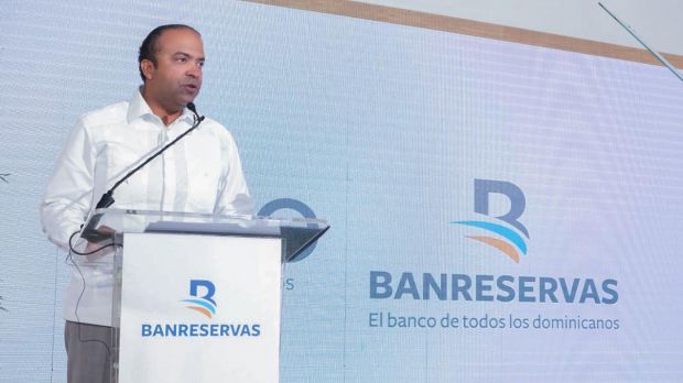 El administrador general de Banreservas, Samuel Pereyra, anunció el lanzamiento del tradicional programa de Pignoración de Arroz, 2021-2022.