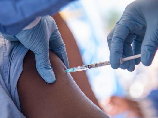 Un millón de personas ya se han puesto la segunda dosis de la vacuna.